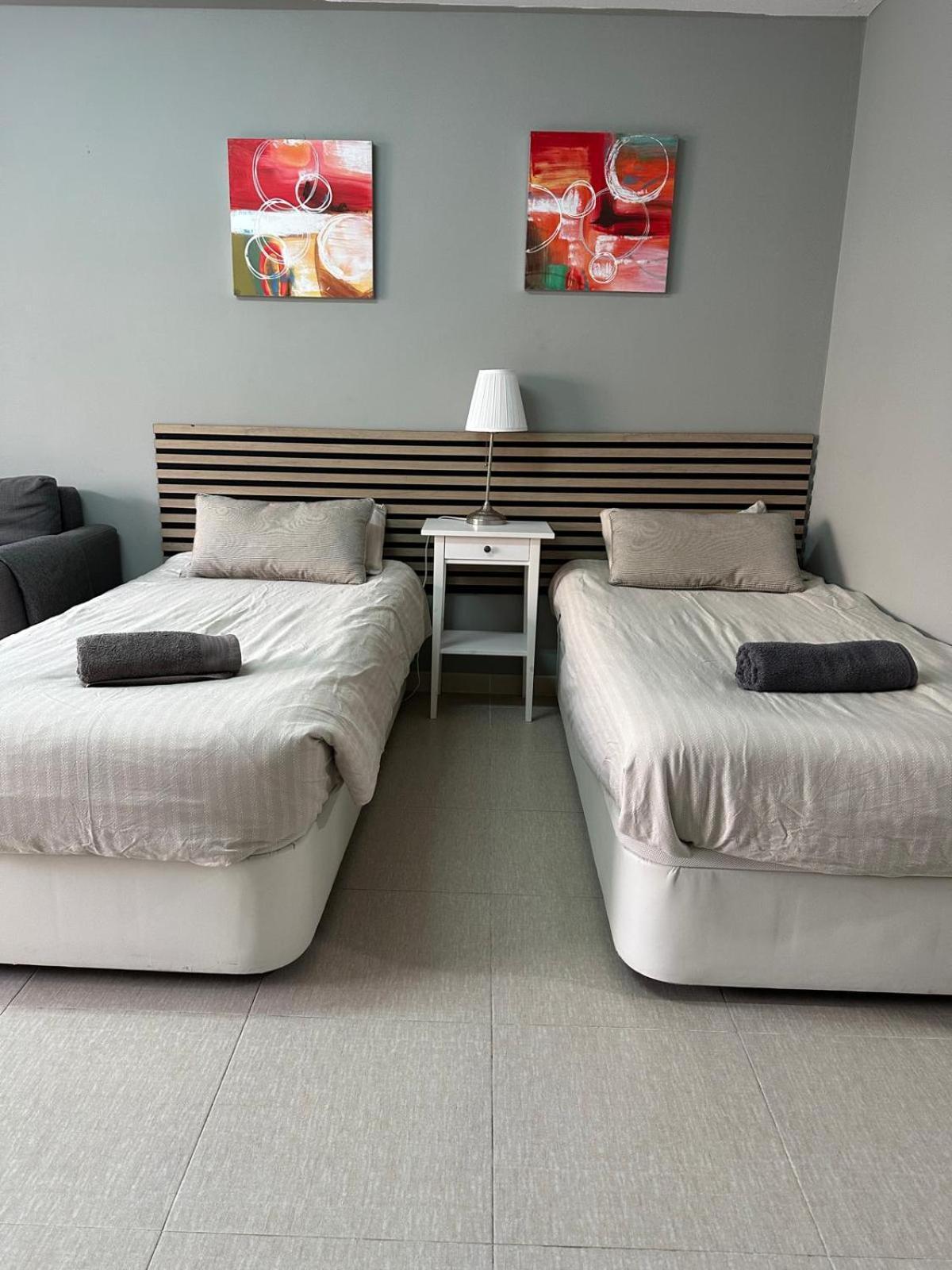 Studio In City Fuengirola Habitación foto